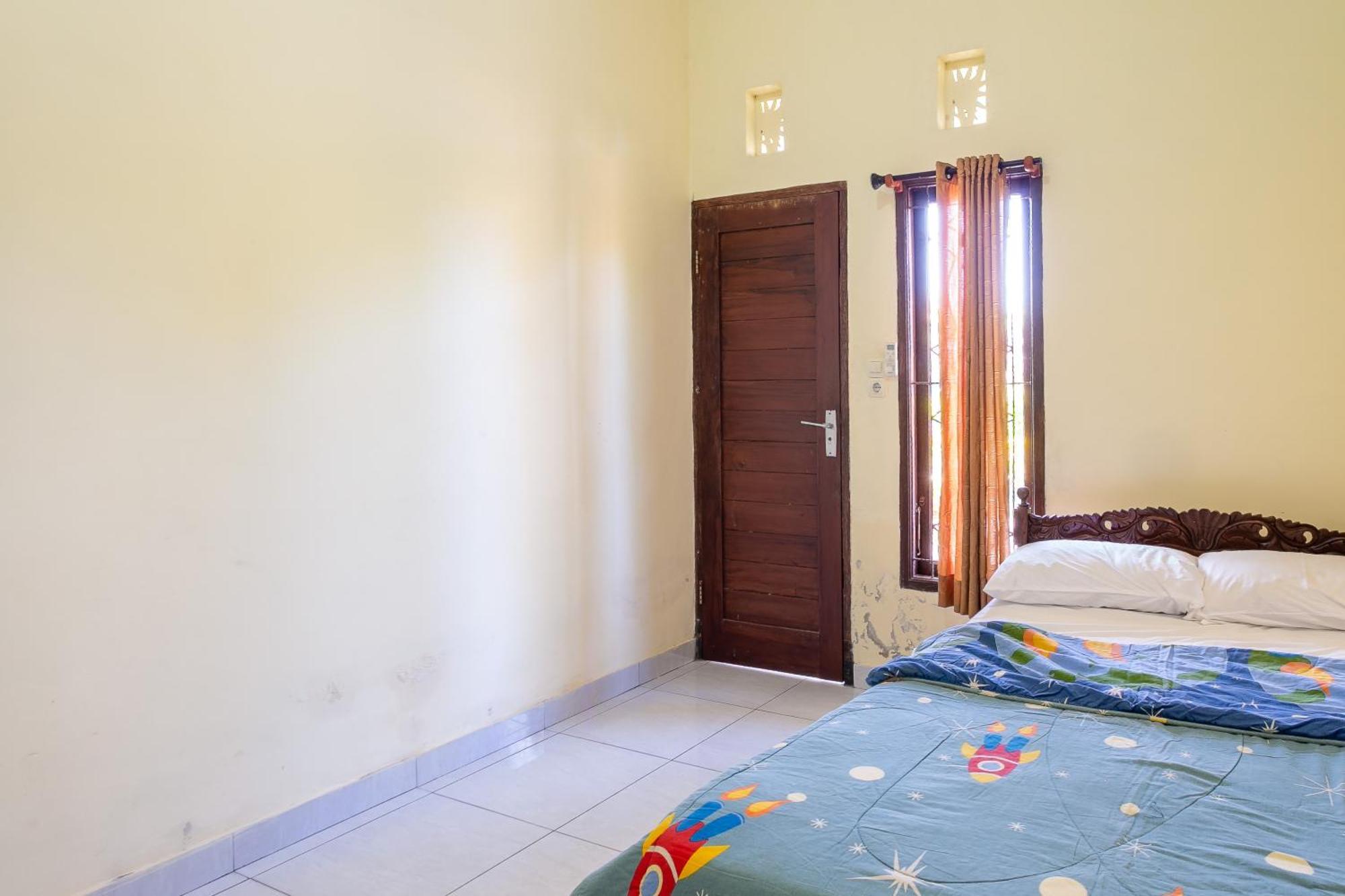 Jero Harum Homestay Krambitan Exterior photo